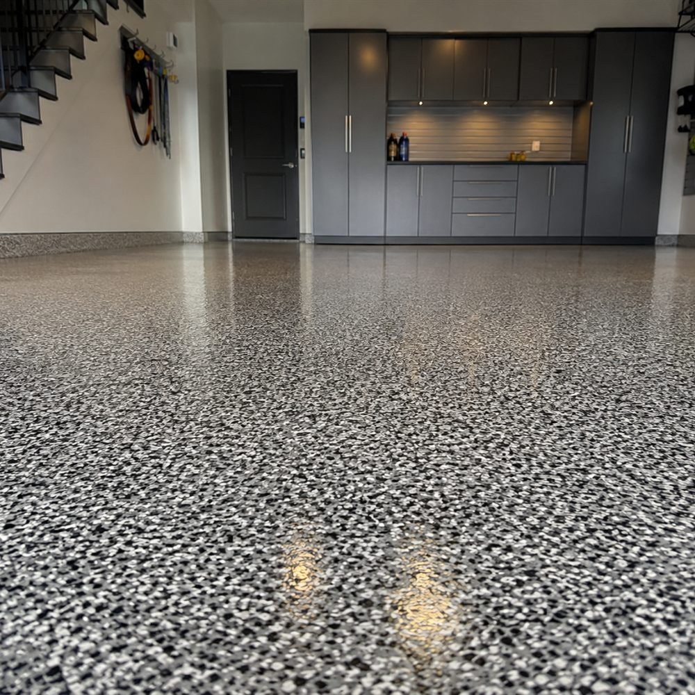 Plancher époxy Garage résidentiel à L'Île-Perrot
